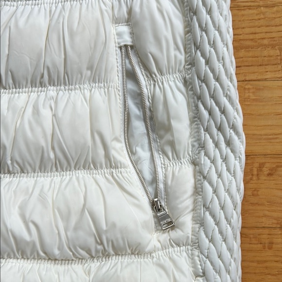 Calvin Klein Performance Off-White Stretchy Quilted Vest Medium - Picture 11 of 12